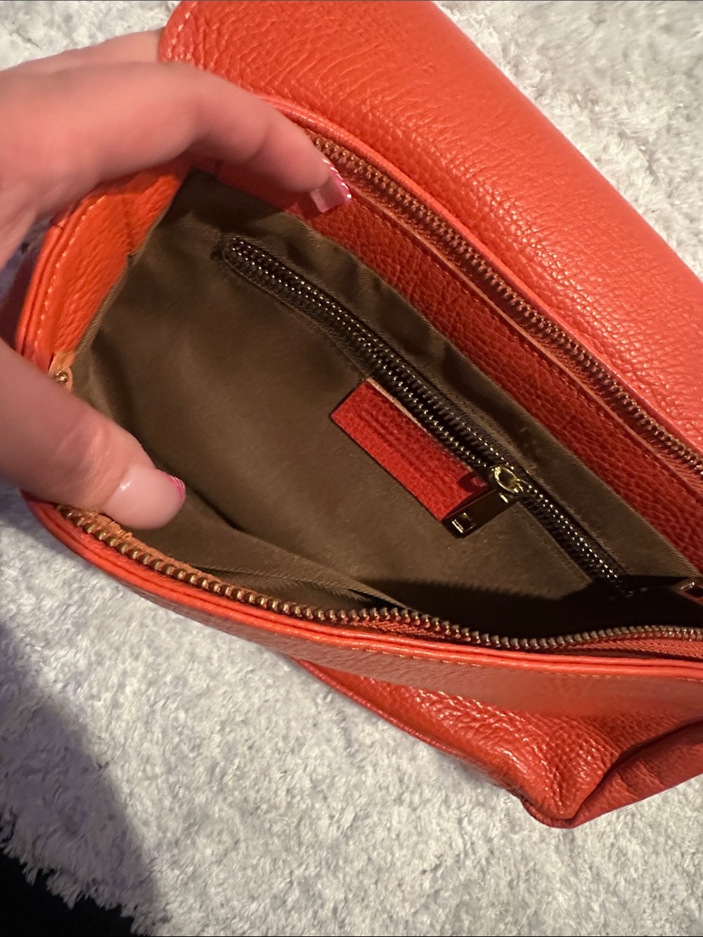 Compact Orange Leather Shoulder Bag with Gold-Tone Accent - Picture 2 of 3